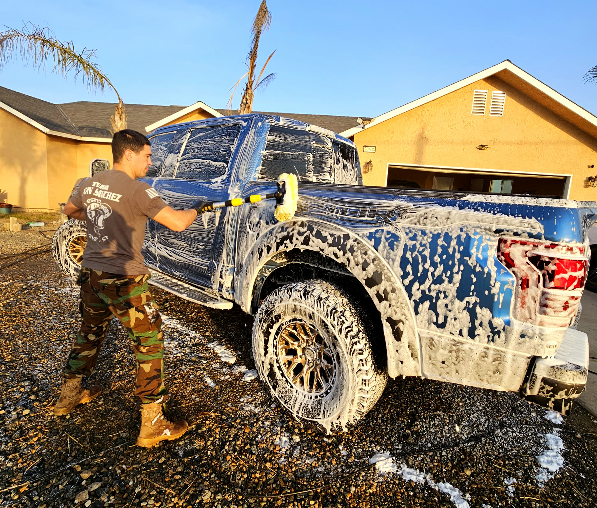 Standard Full Detail gallery 8